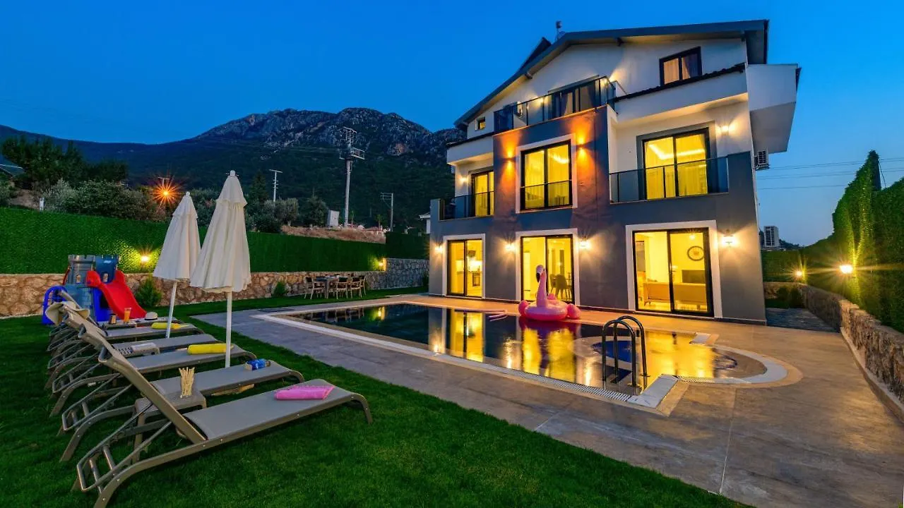 Atlantis - 4 Bedroom Holiday Villa In Hisaronu contacts