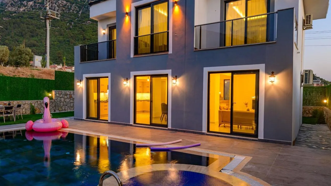 Atlantis - 4 Bedroom Holiday Villa In Hisaronu Oludeniz 0*,