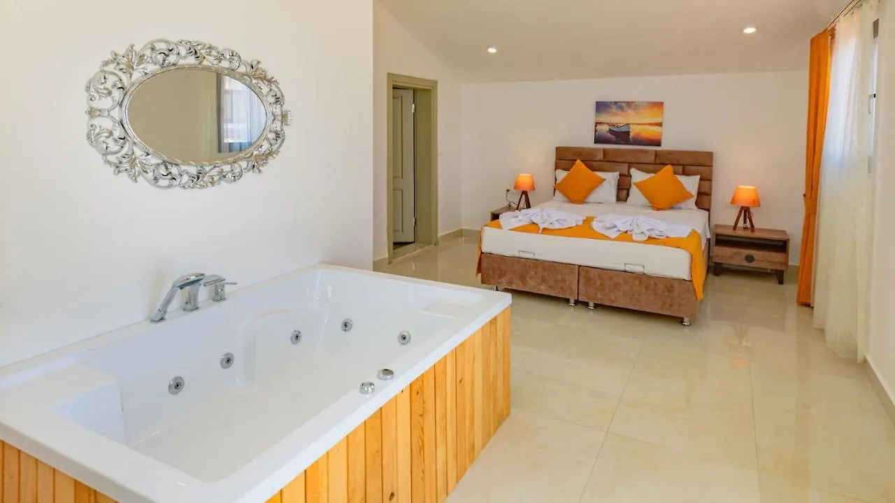Atlantis - 4 Bedroom Holiday Villa In Hisaronu Oludeniz Turkey