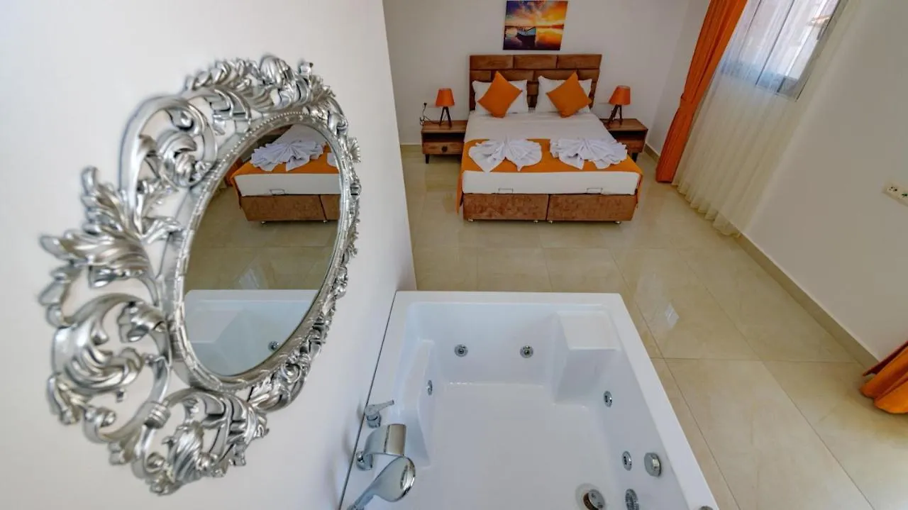 Atlantis - 4 Bedroom Holiday Villa In Hisaronu Oludeniz 0*,  Turkey
