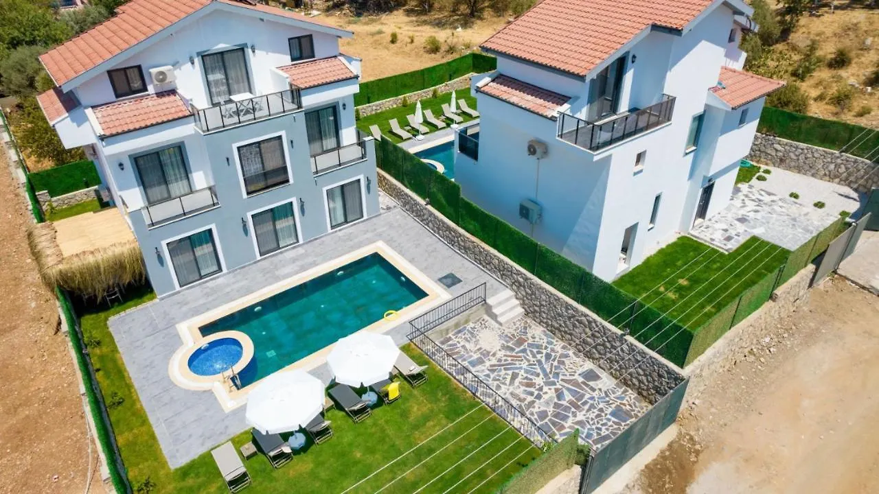 Atlantis - 4 Bedroom Holiday Villa In Hisaronu Oludeniz